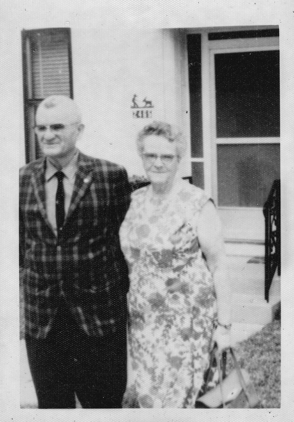  picture of Mom and Dad posted at 
 http://wlweather.net/LETTERS/2024BANN/MomDad_20240208_0001.jpg