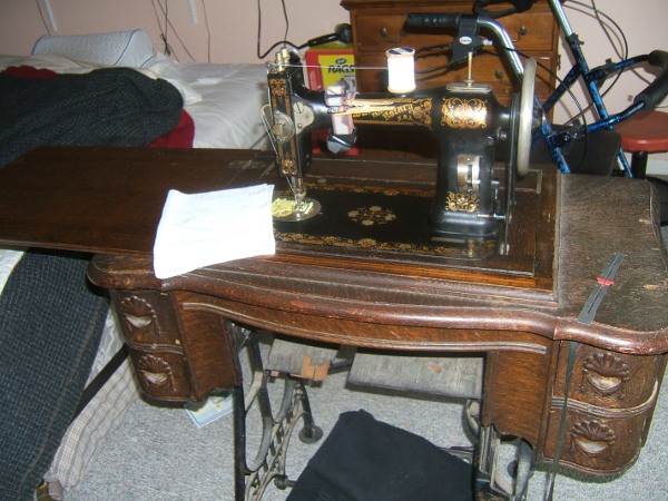 sewing machine with gauze on it