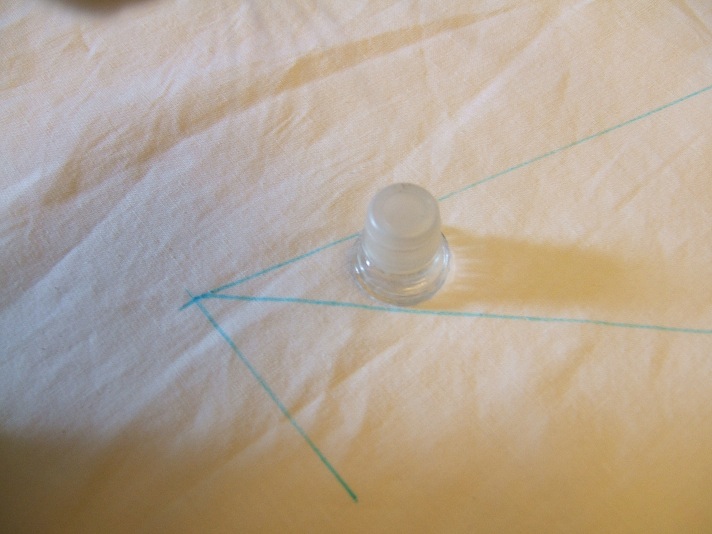 bottle cap on cutting lines