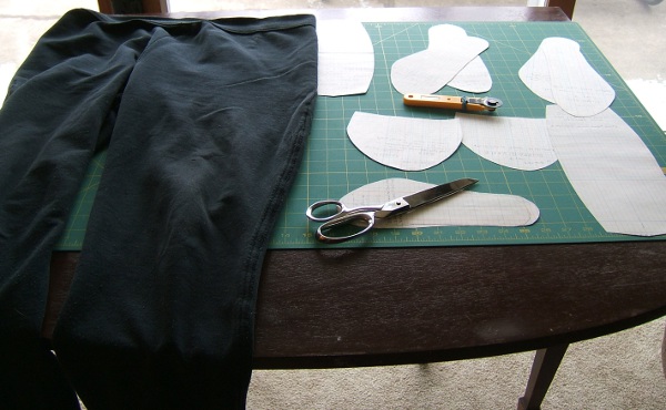 Is there enough 
                     fabric in these pants to cut all those pieces?